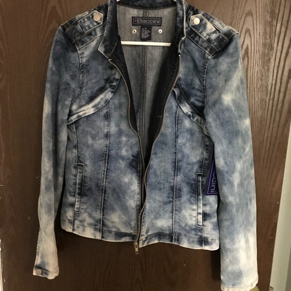 Baccini Jackets & Blazers - NWT Baccini Blue denim jean jacket